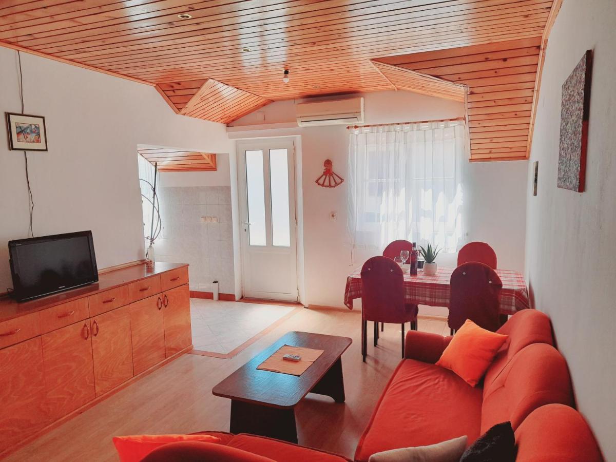 Apartments Sponga Polace Ngoại thất bức ảnh