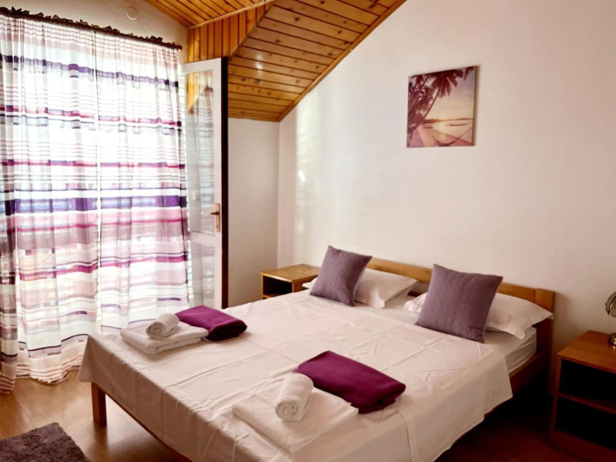 Apartments Sponga Polace Ngoại thất bức ảnh