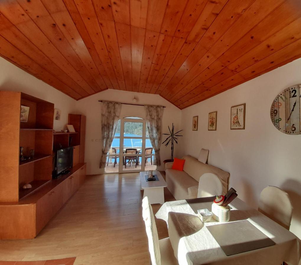 Apartments Sponga Polace Ngoại thất bức ảnh